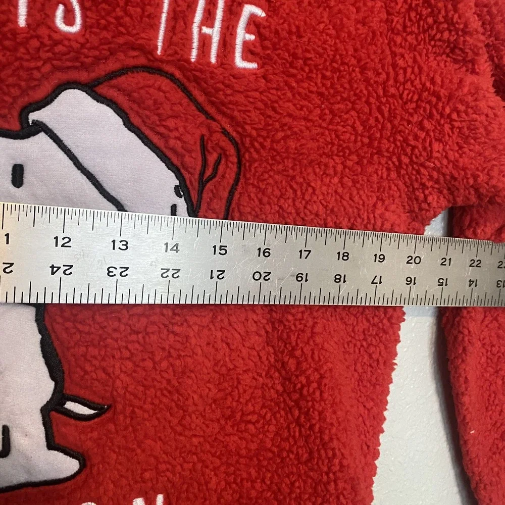 Peanuts the season Sherpa pull‎ over sweater youth extra large Christmas